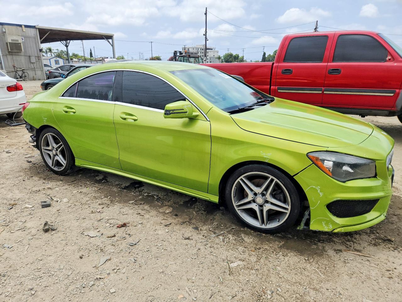 2014 Mercedes-benz Cla 250 Green vin: WDDSJ4EB1EN057704