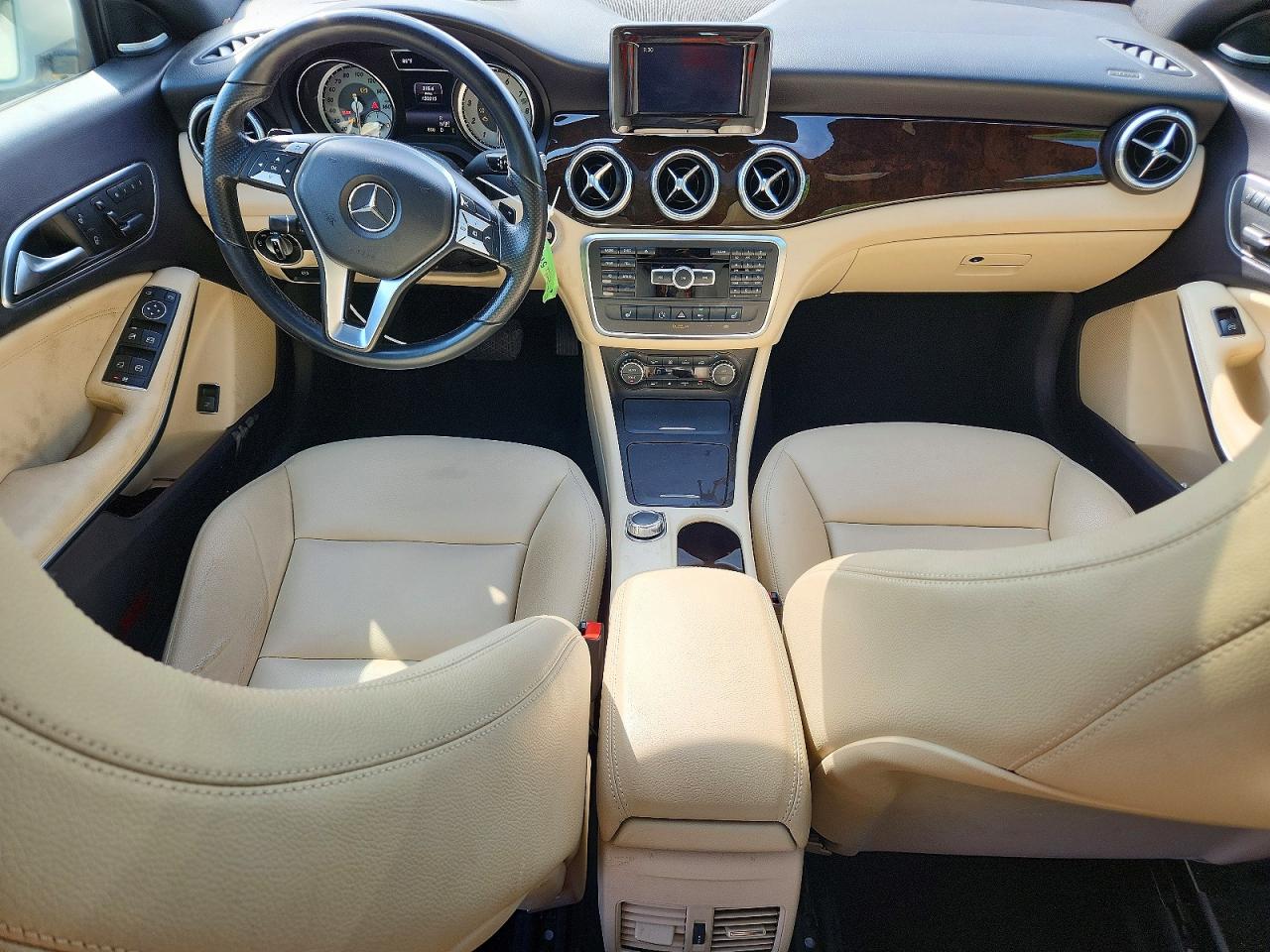 2014 Mercedes-benz Cla 250 White vin: WDDSJ4EB1EN058187