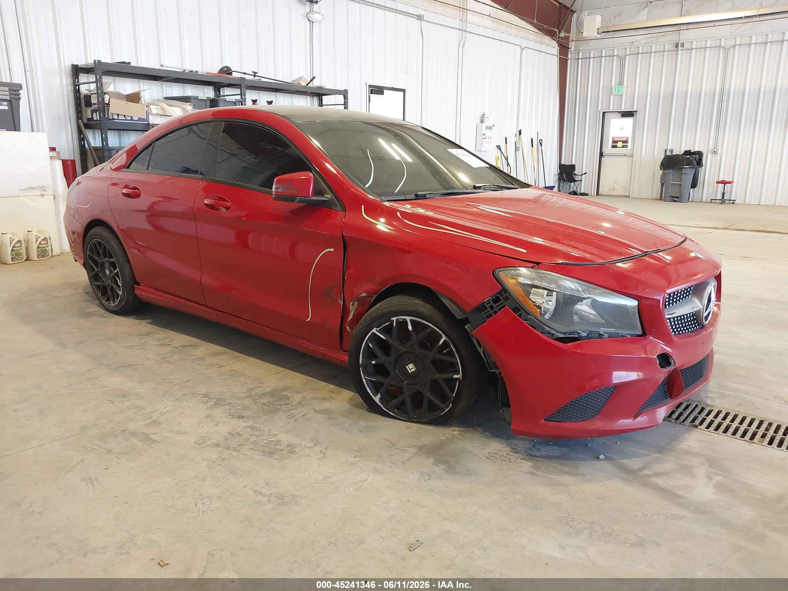 2014 Mercedes-benz Cla 250   Red vin: WDDSJ4EB1EN123085
