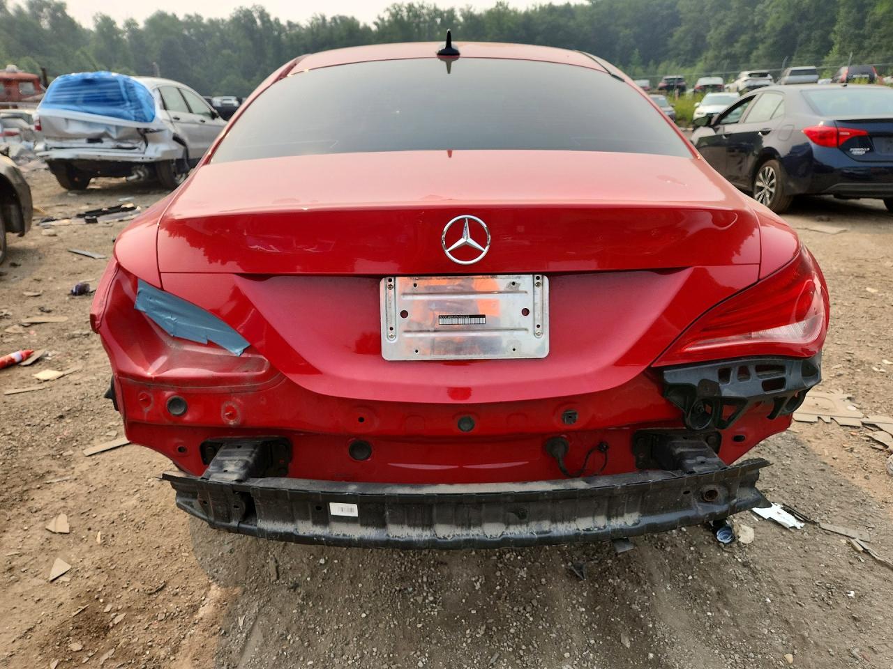 2014 Mercedes-benz Cla 250 Red vin: WDDSJ4EB1EN150223