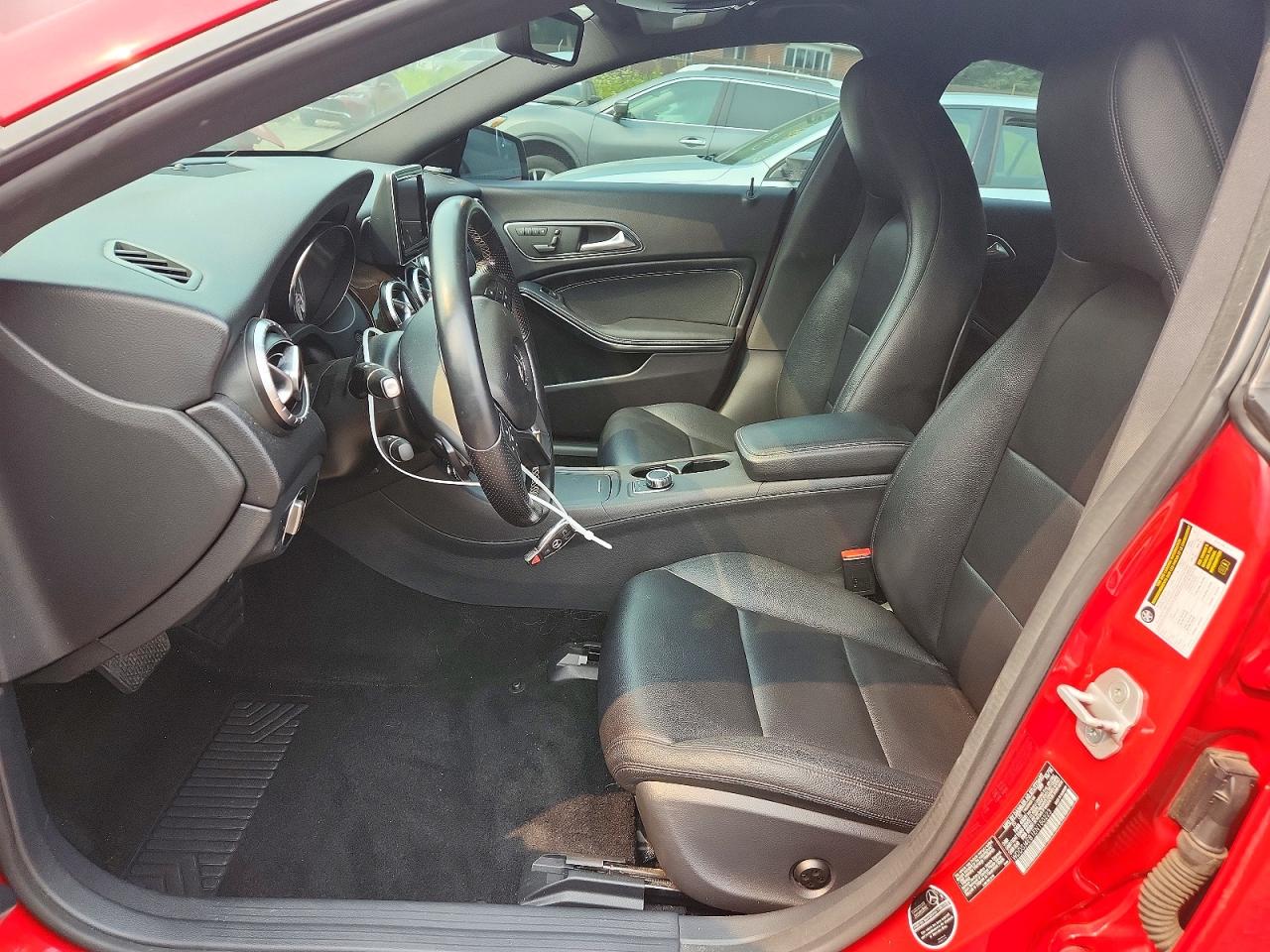 2014 Mercedes-benz Cla 250 Red vin: WDDSJ4EB1EN150223