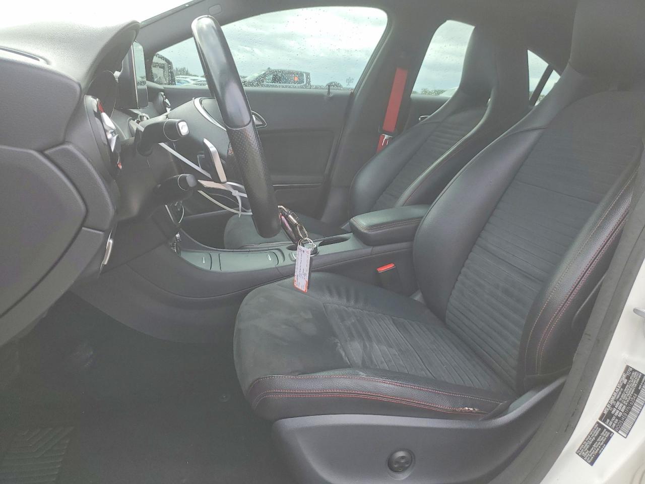 2015 Mercedes-benz Cla 250 White vin: WDDSJ4EB1FN162048