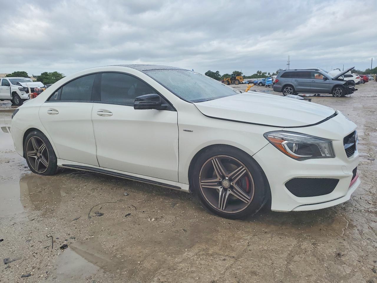 2015 Mercedes-benz Cla 250 White vin: WDDSJ4EB1FN162048