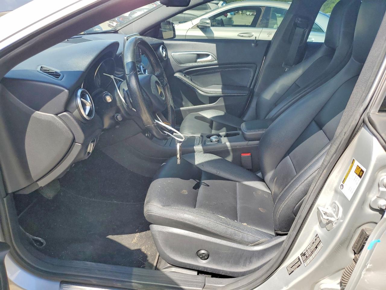 2015 Mercedes-benz Cla 250 Серебряный vin: WDDSJ4EB1FN162874