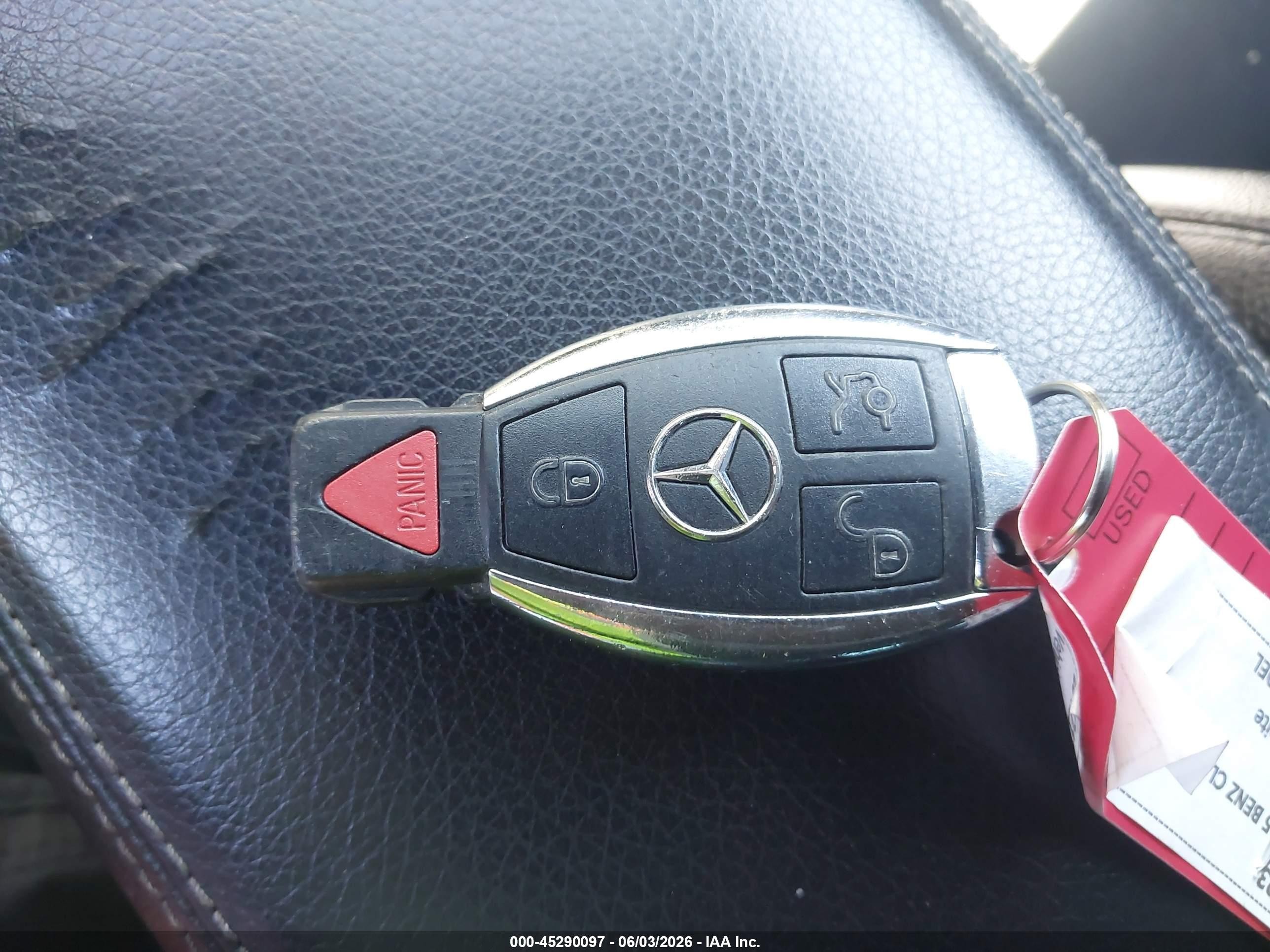 2015 Mercedes-benz Cla 250   White vin: WDDSJ4EB1FN163328