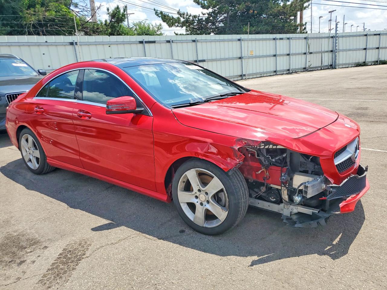 2015 Mercedes-benz Cla 250 Красный vin: WDDSJ4EB1FN263381