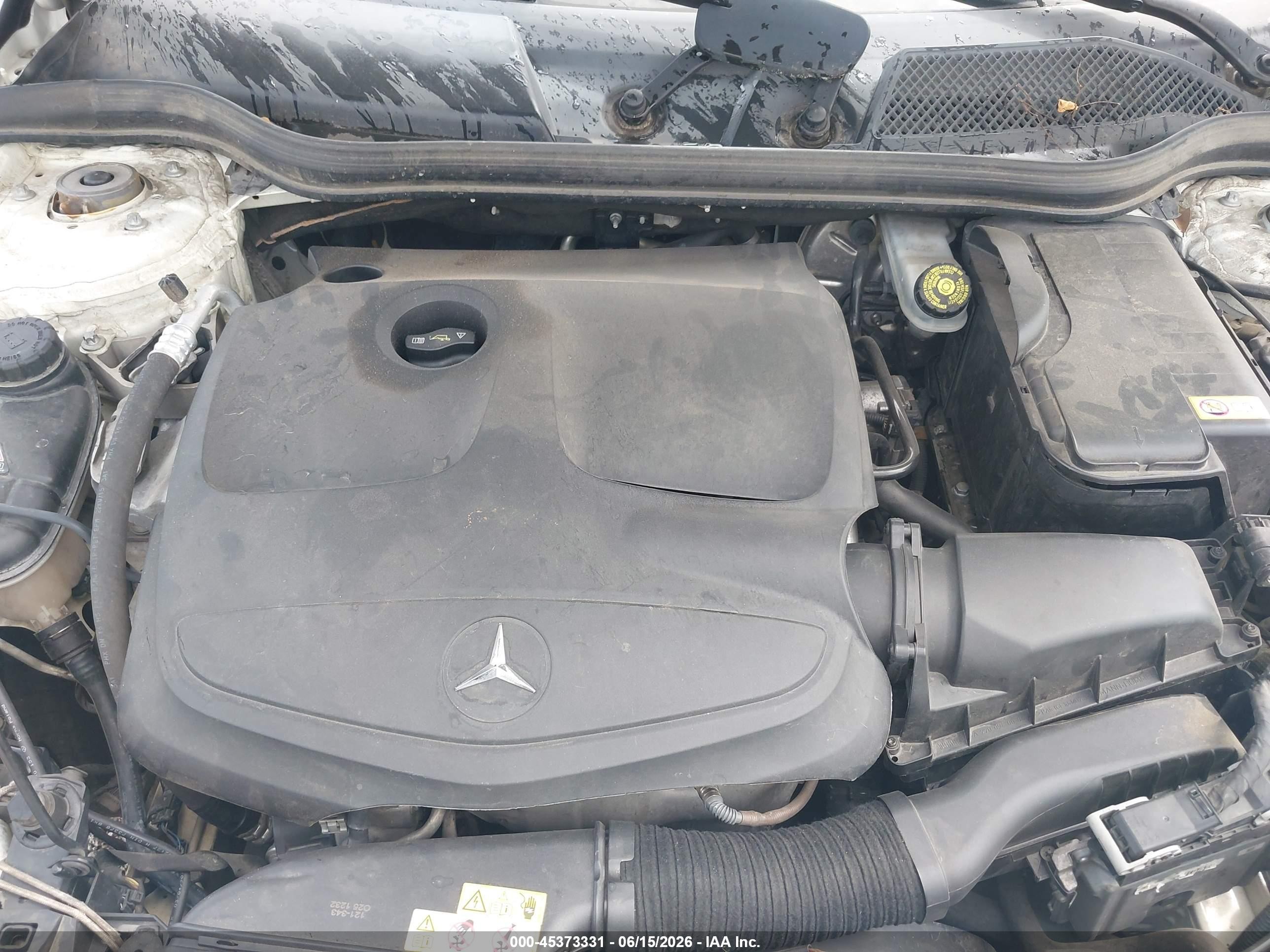 2015 Mercedes-benz Cla 250   Белый vin: WDDSJ4EB1FN266667