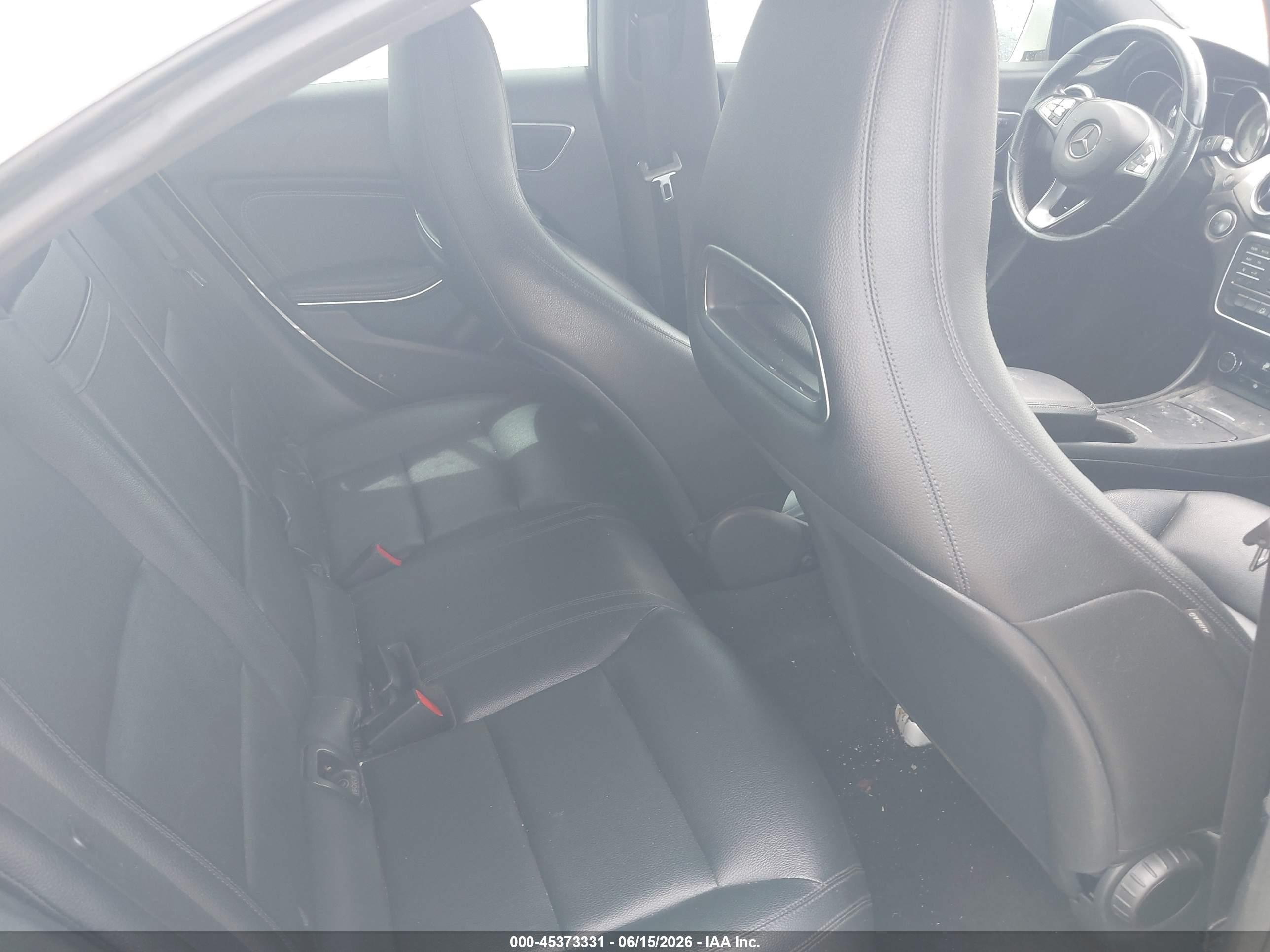 2015 Mercedes-benz Cla 250   Белый vin: WDDSJ4EB1FN266667