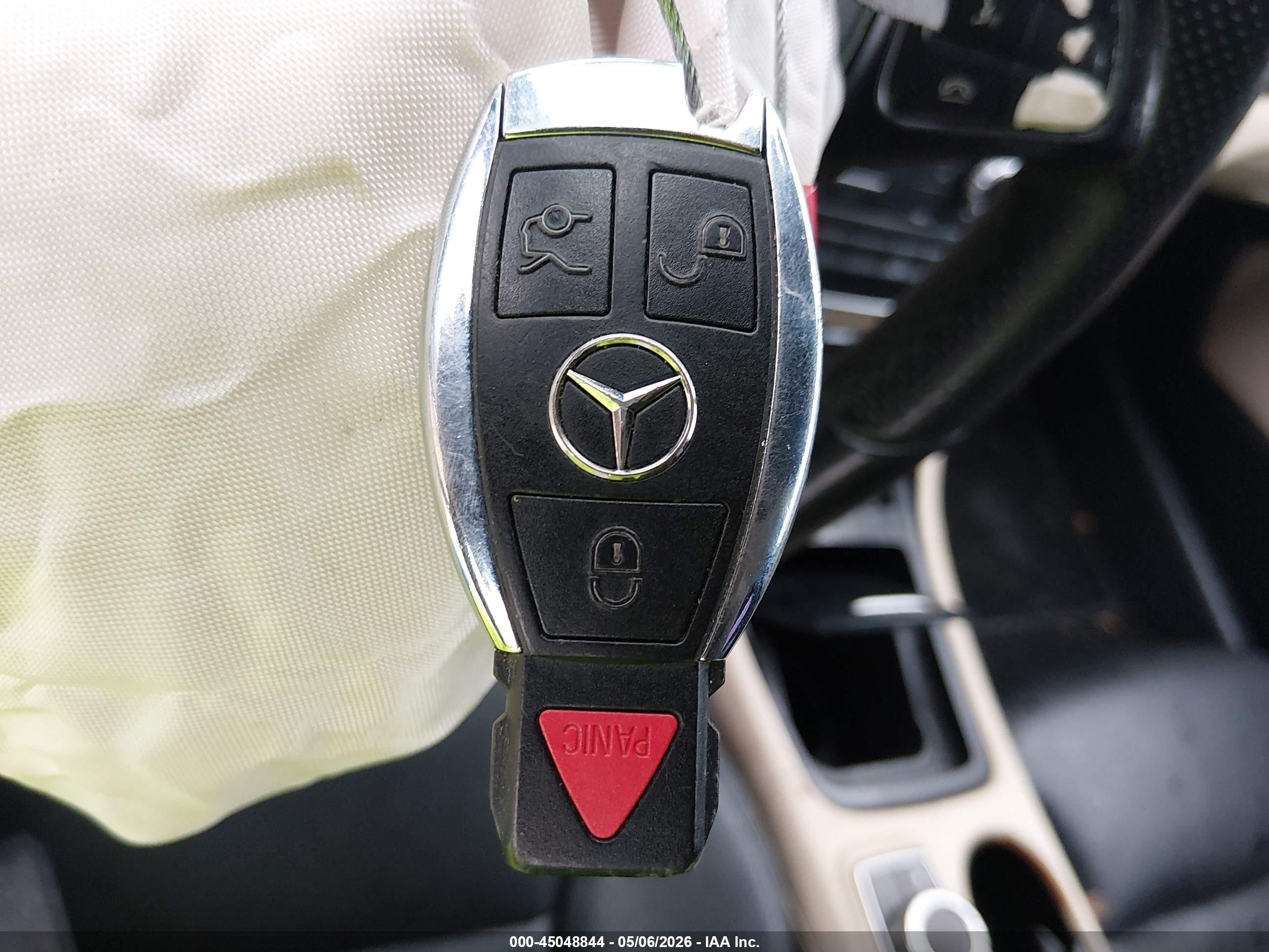 2015 Mercedes-benz Cla 250   White vin: WDDSJ4EB1FN282478