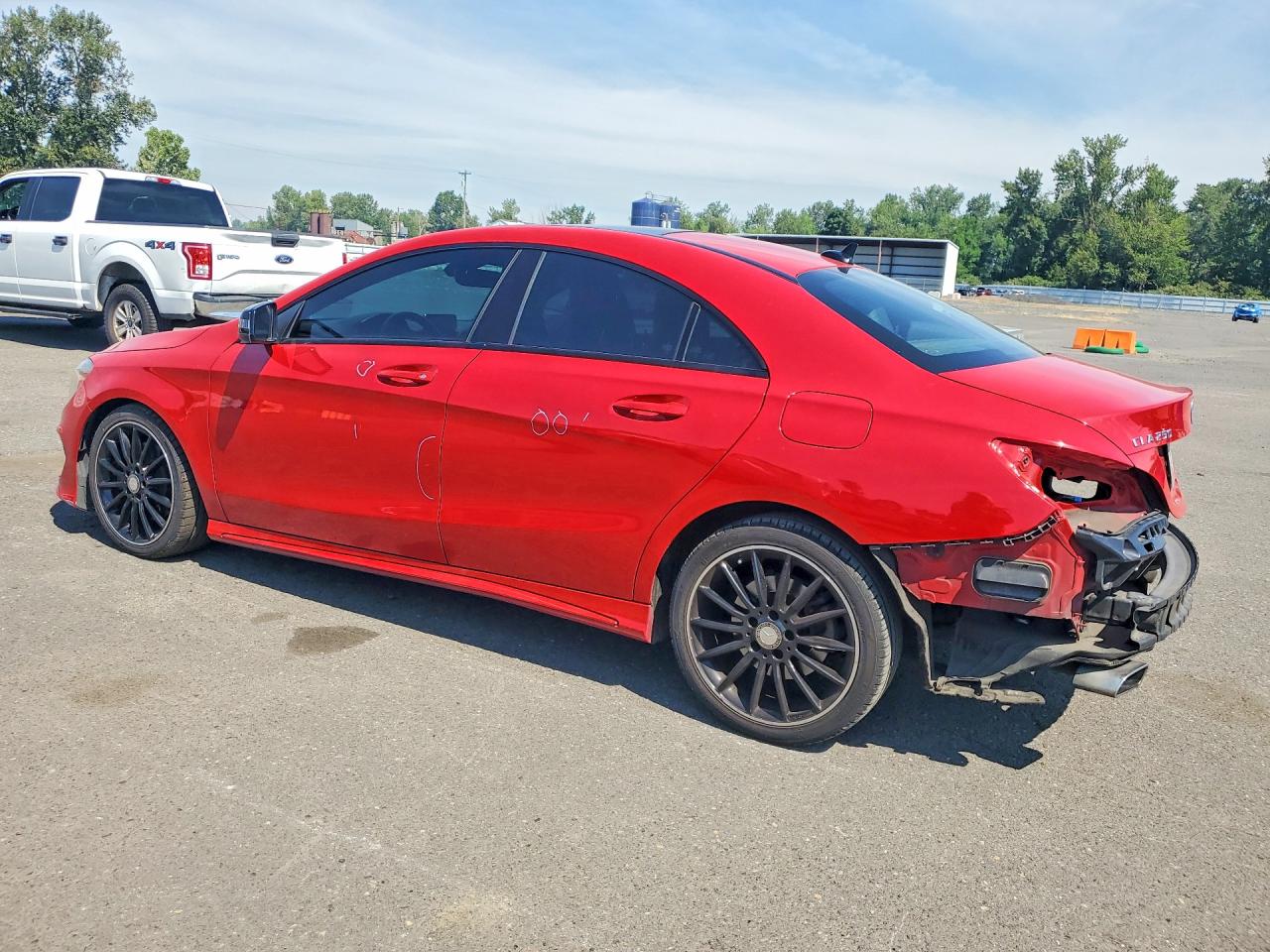 2016 Mercedes-benz Cla 250 Red vin: WDDSJ4EB1GN379519