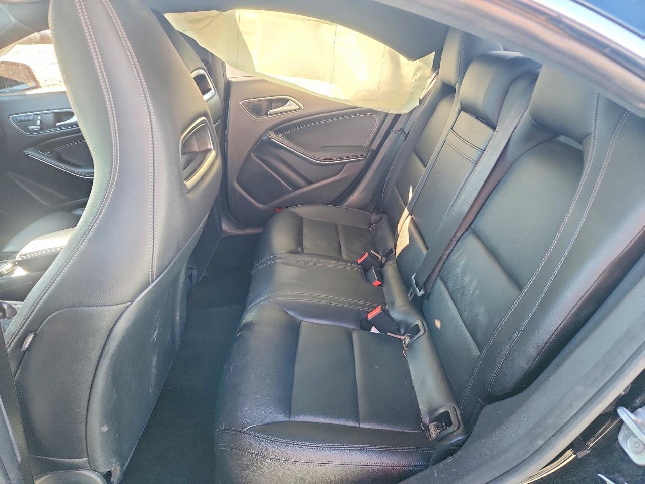 2018 Mercedes-benz Cla 250 Black vin: WDDSJ4EB1JN638811