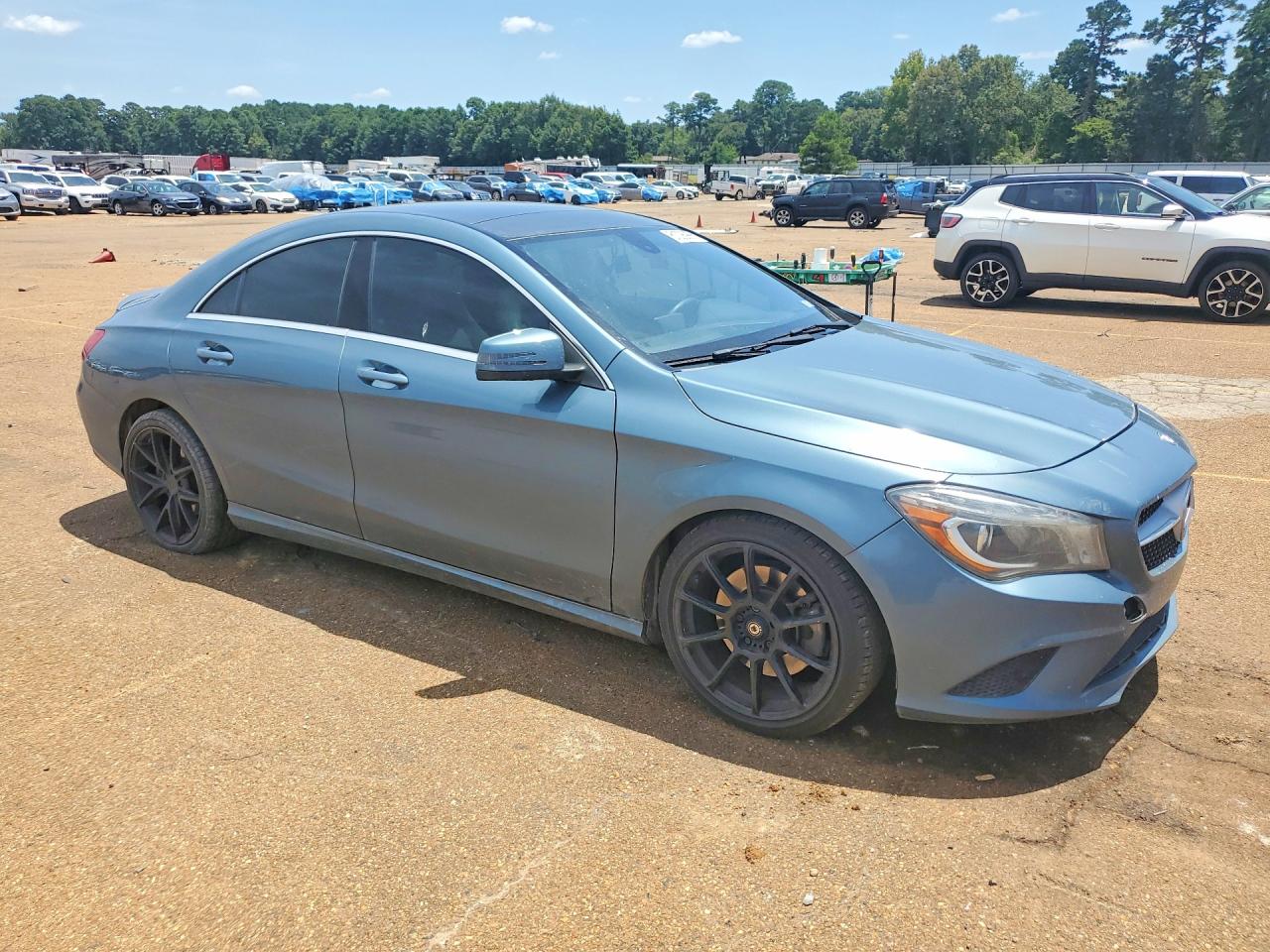 2014 Mercedes-benz Cla 250 Blue vin: WDDSJ4EB2EN035744
