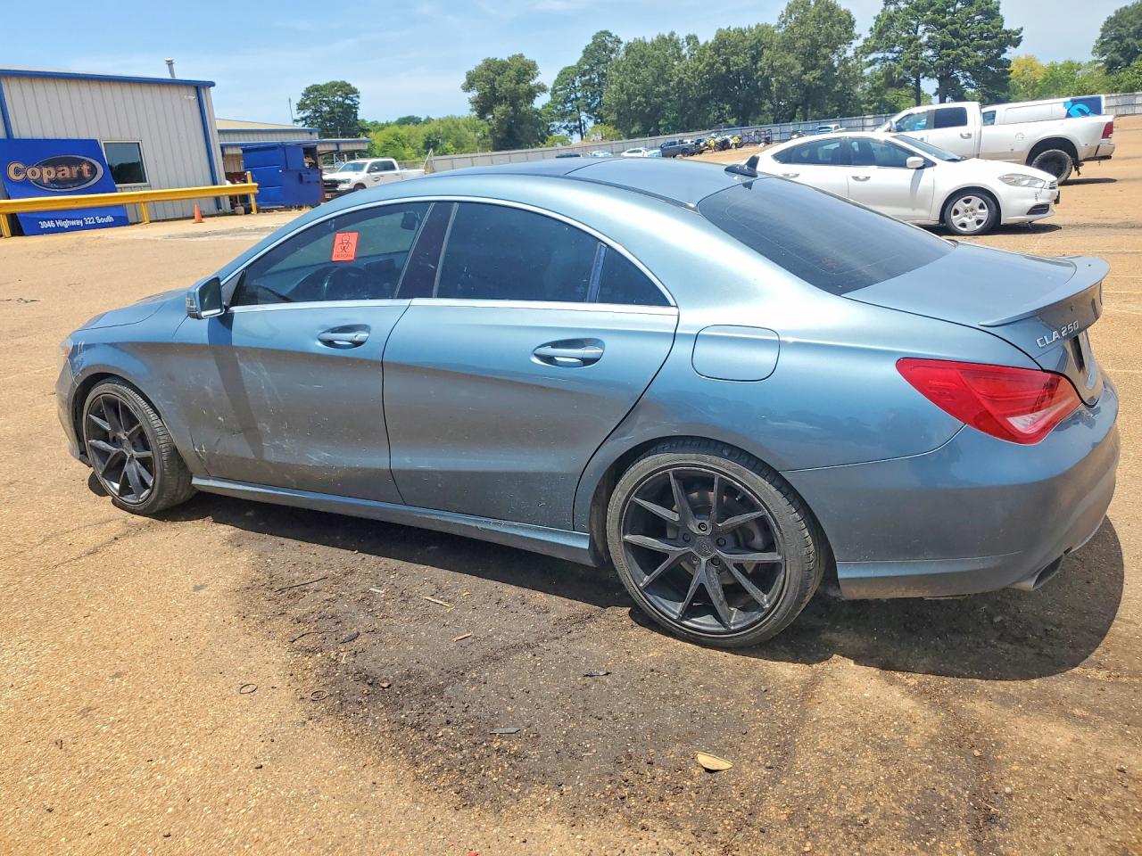 2014 Mercedes-benz Cla 250 Blue vin: WDDSJ4EB2EN035744