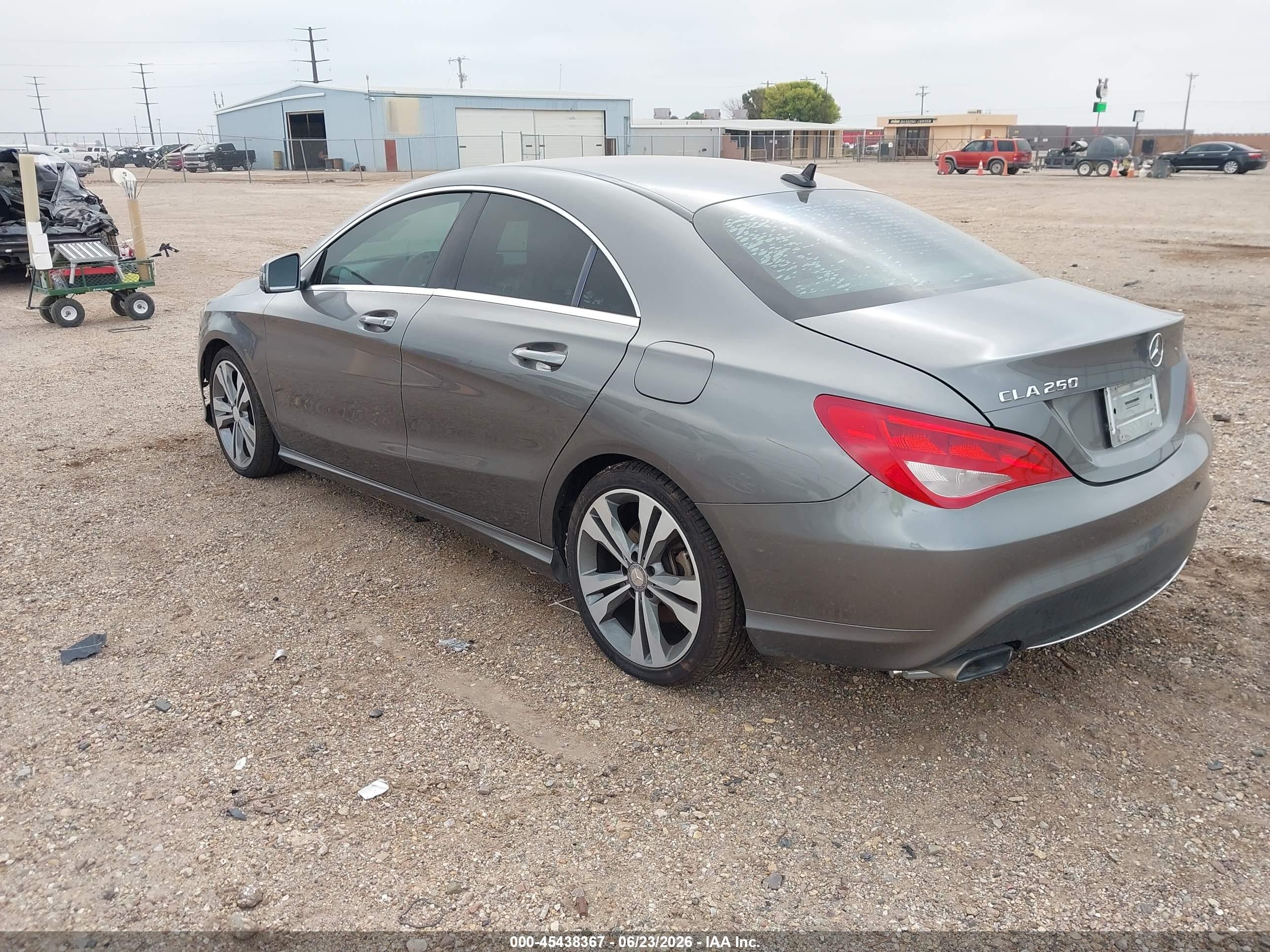 2014 Mercedes-benz Cla 250   Gray vin: WDDSJ4EB2EN038286