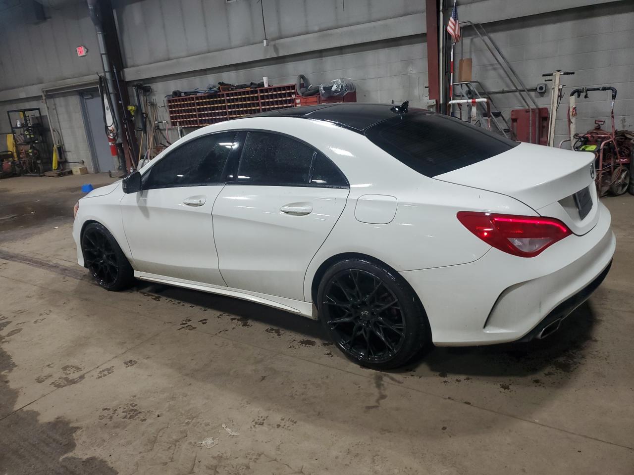 2014 Mercedes-benz Cla 250 White vin: WDDSJ4EB2EN044072 Damage: Left Rear Wheel, Aftermarket, Acceptable