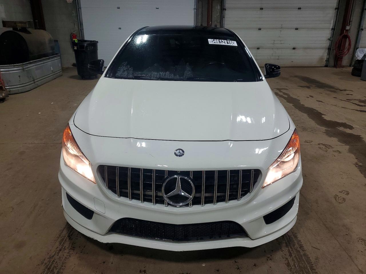 2014 Mercedes-benz Cla 250 White vin: WDDSJ4EB2EN044072