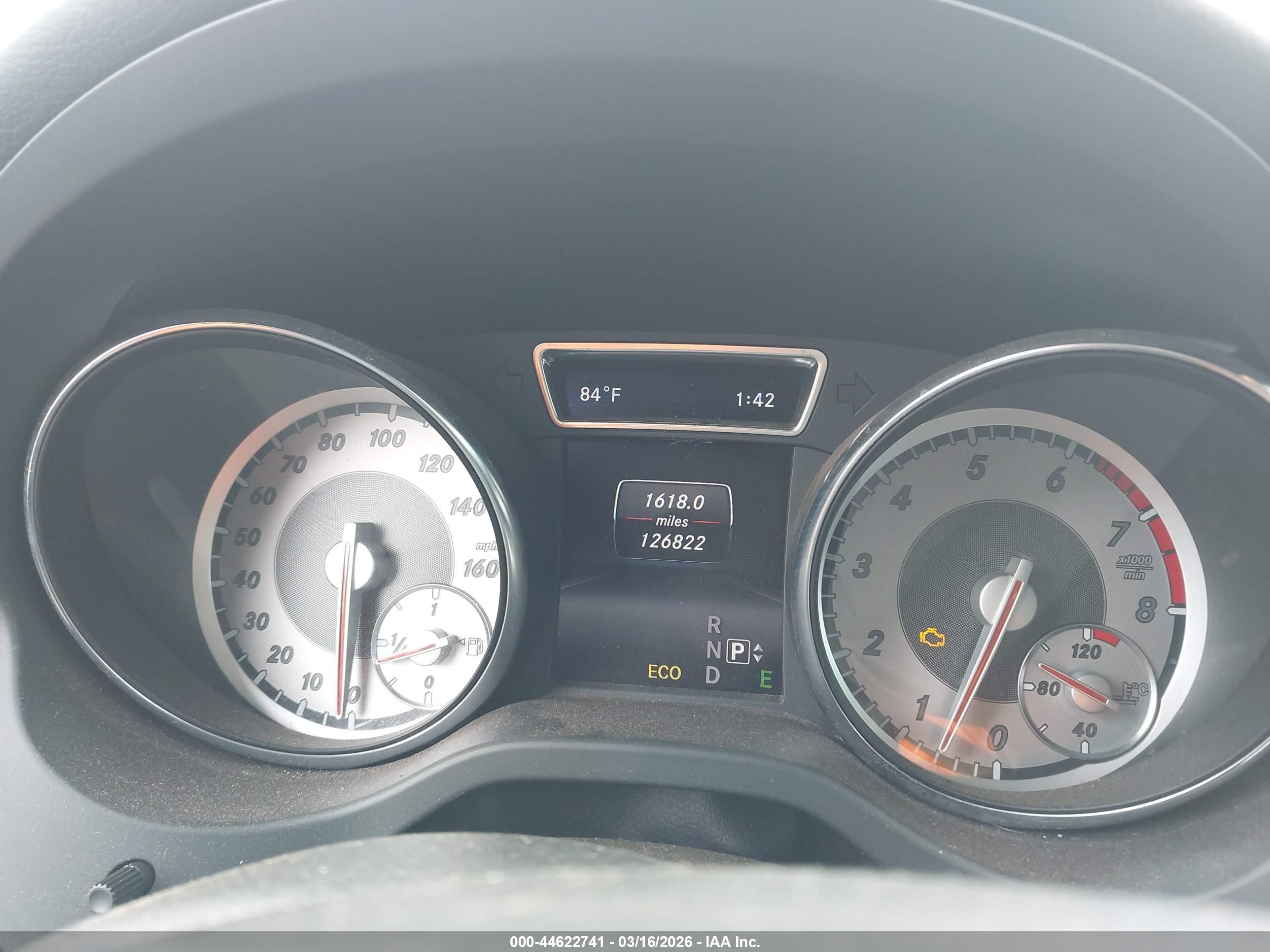 2014 Mercedes-benz Cla 250   White vin: WDDSJ4EB2EN050518