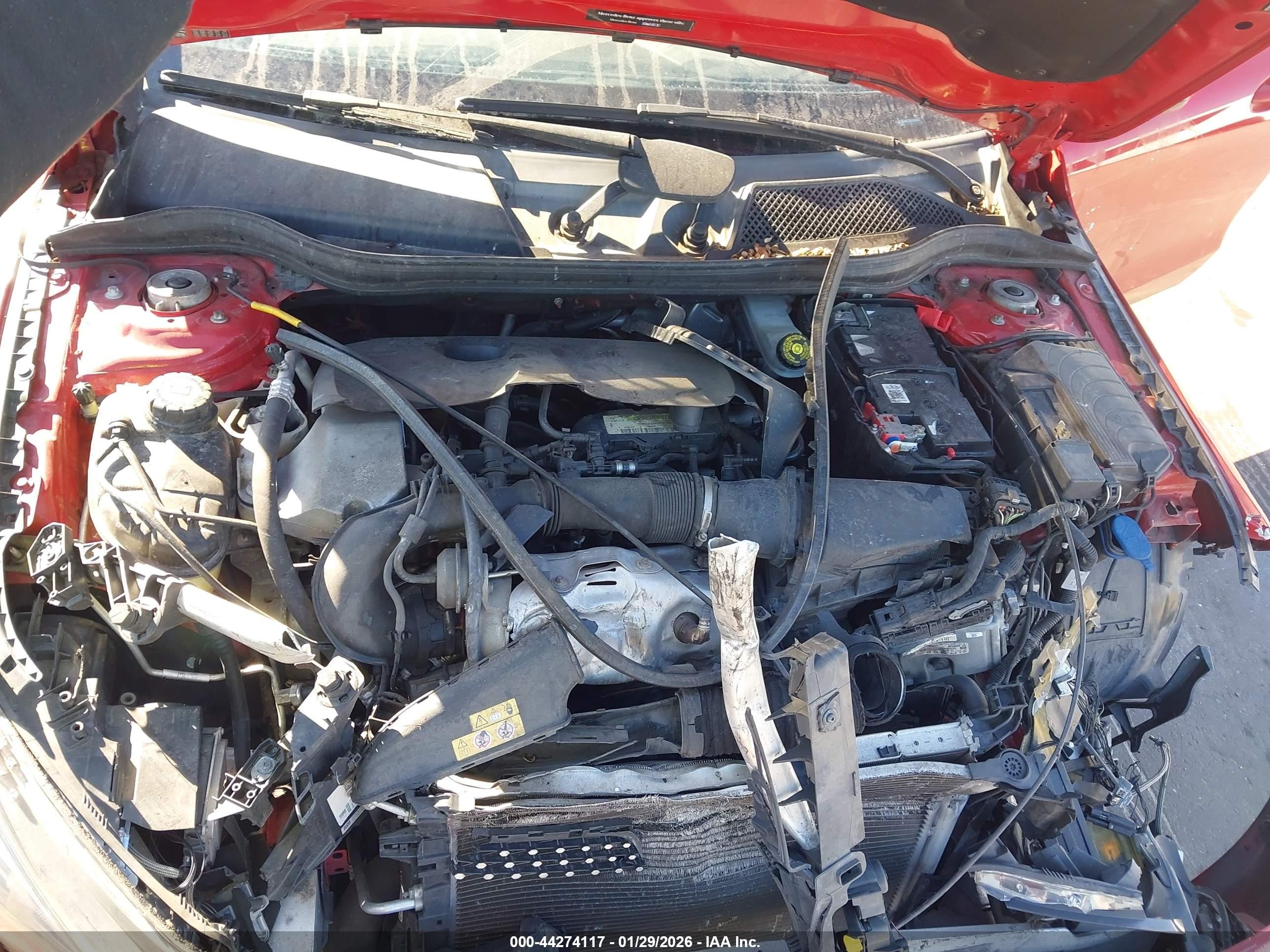 2014 Mercedes-benz Cla 250   Red vin: WDDSJ4EB2EN059820