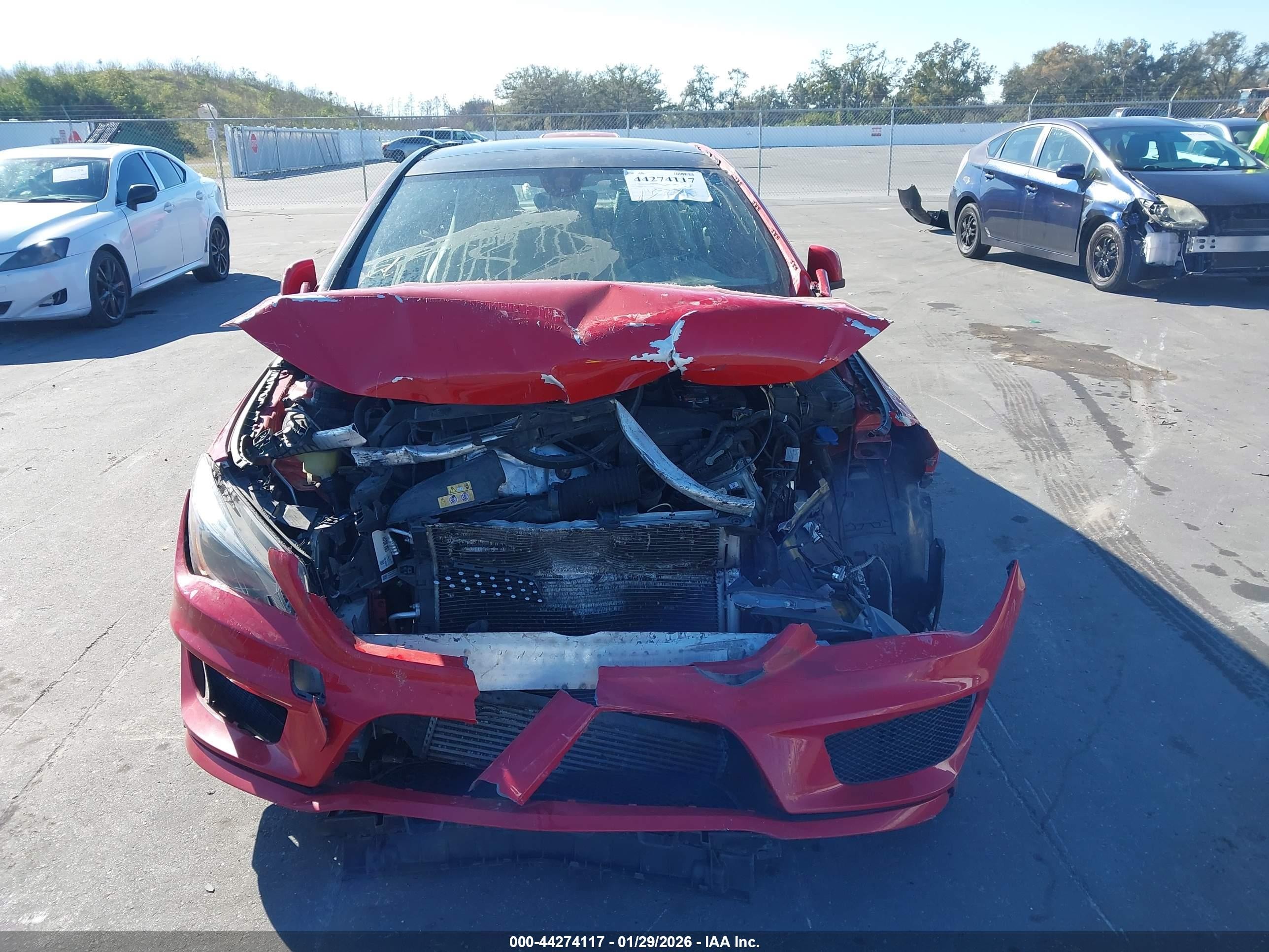 2014 Mercedes-benz Cla 250   Red vin: WDDSJ4EB2EN059820