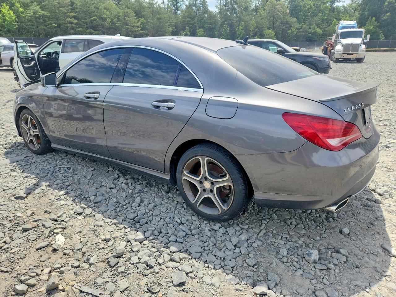2014 Mercedes-benz Cla 250 Gray vin: WDDSJ4EB2EN064130