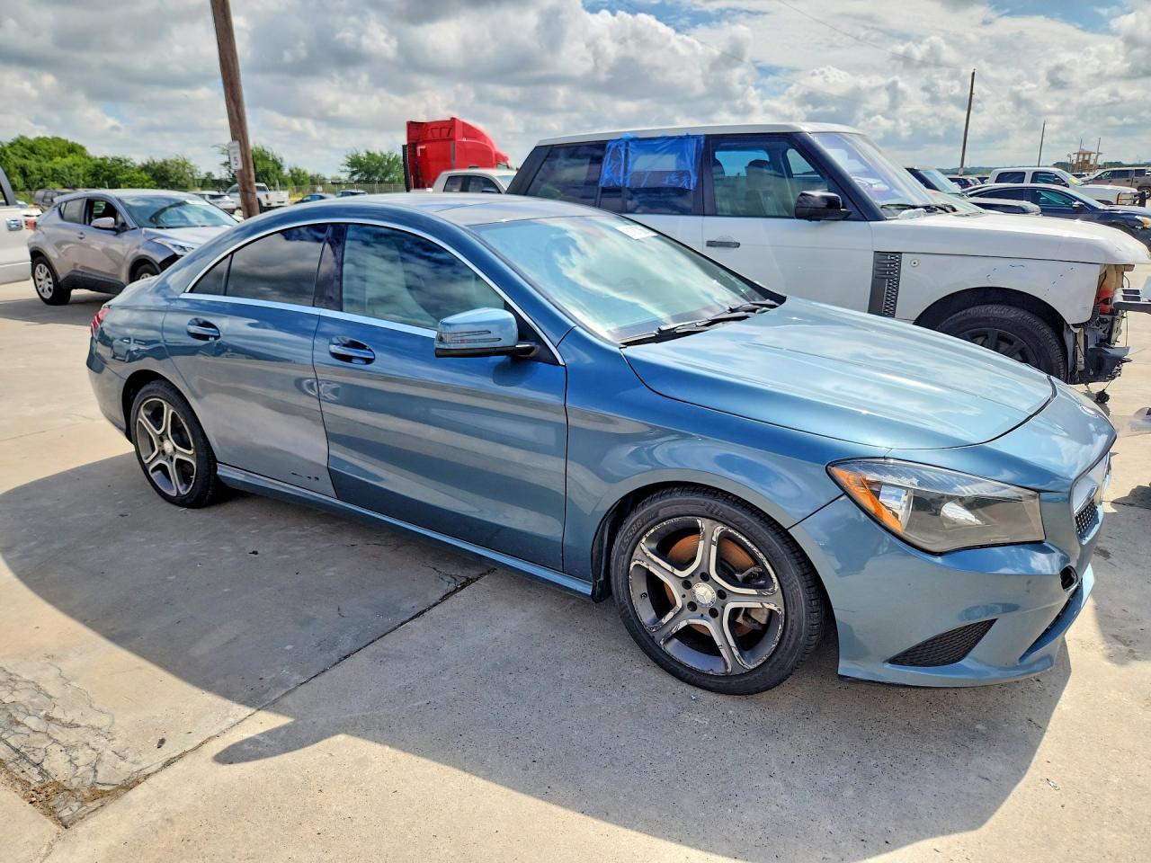 2014 Mercedes-benz Cla 250 Blue vin: WDDSJ4EB2EN064371