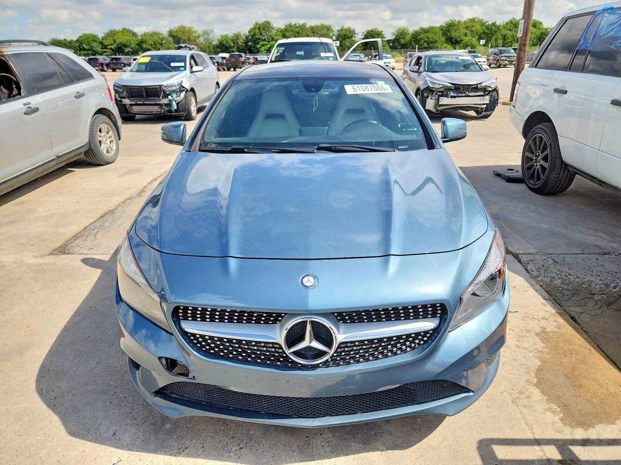 2014 Mercedes-benz Cla 250 Blue vin: WDDSJ4EB2EN064371
