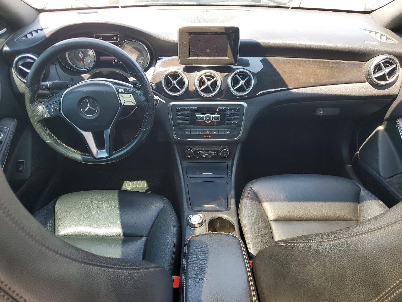 2014 Mercedes-benz Cla 250 Silver vin: WDDSJ4EB2EN088847