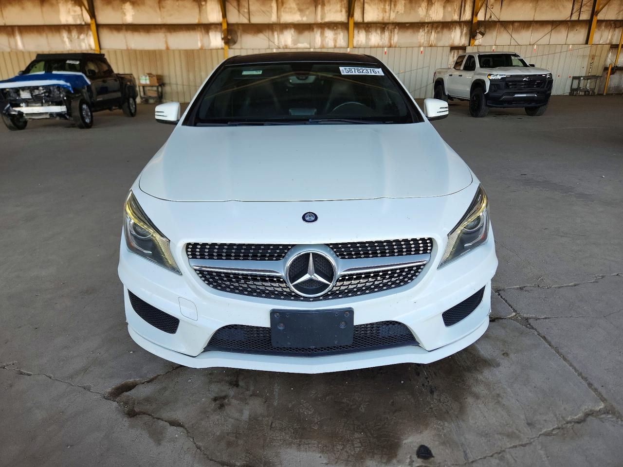 2014 Mercedes-benz Cla 250 White vin: WDDSJ4EB2EN151459