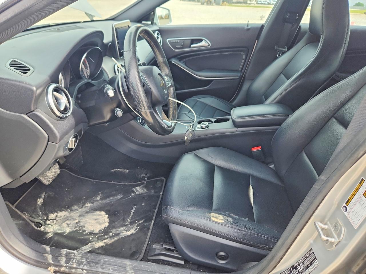 2015 Mercedes-benz Cla 250 Silver vin: WDDSJ4EB2FN177139