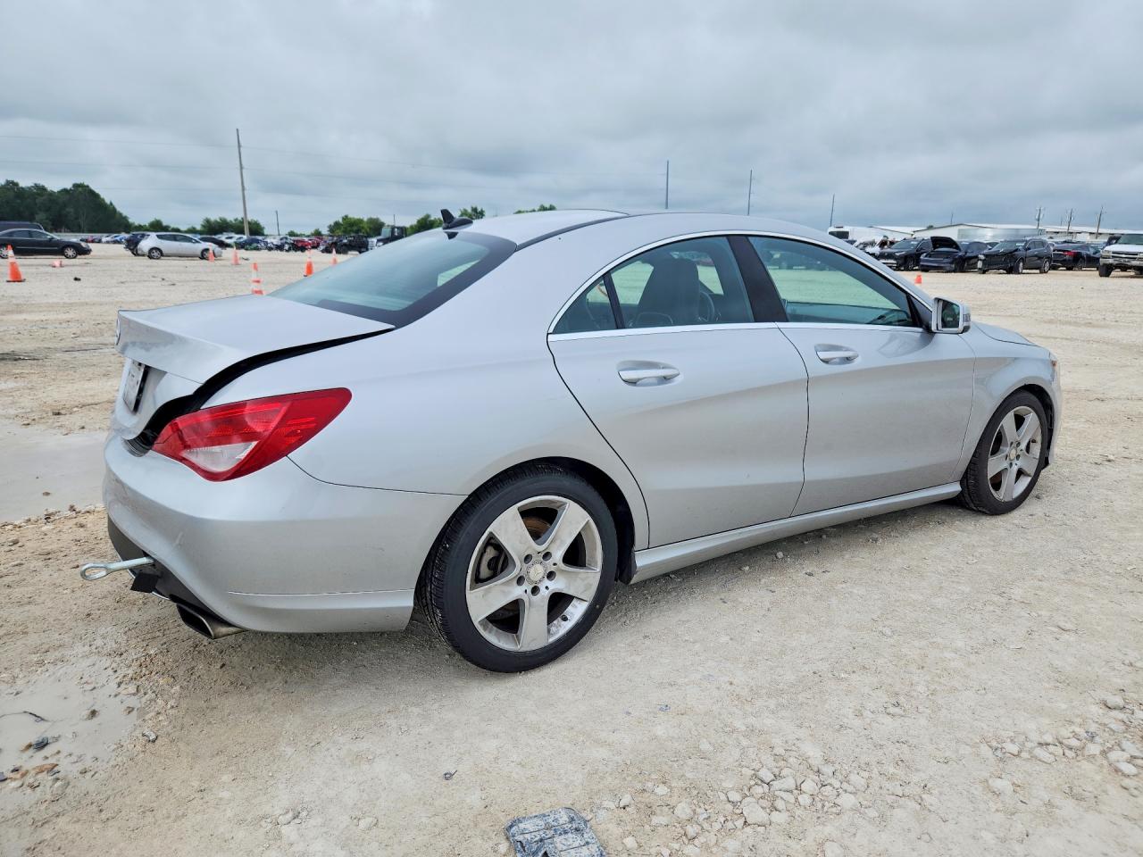 2015 Mercedes-benz Cla 250 Silver vin: WDDSJ4EB2FN177139