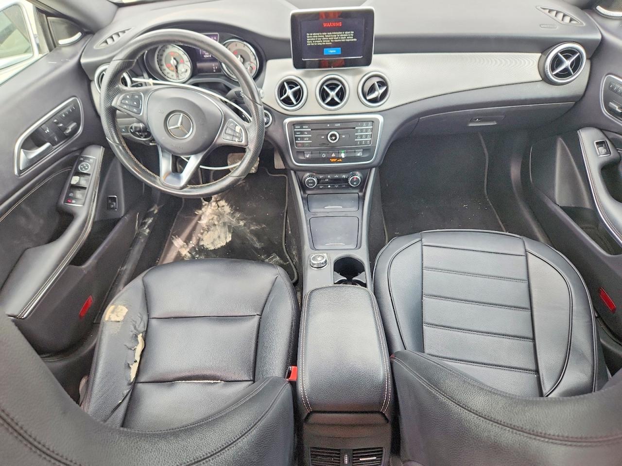 2015 Mercedes-benz Cla 250 Silver vin: WDDSJ4EB2FN177139