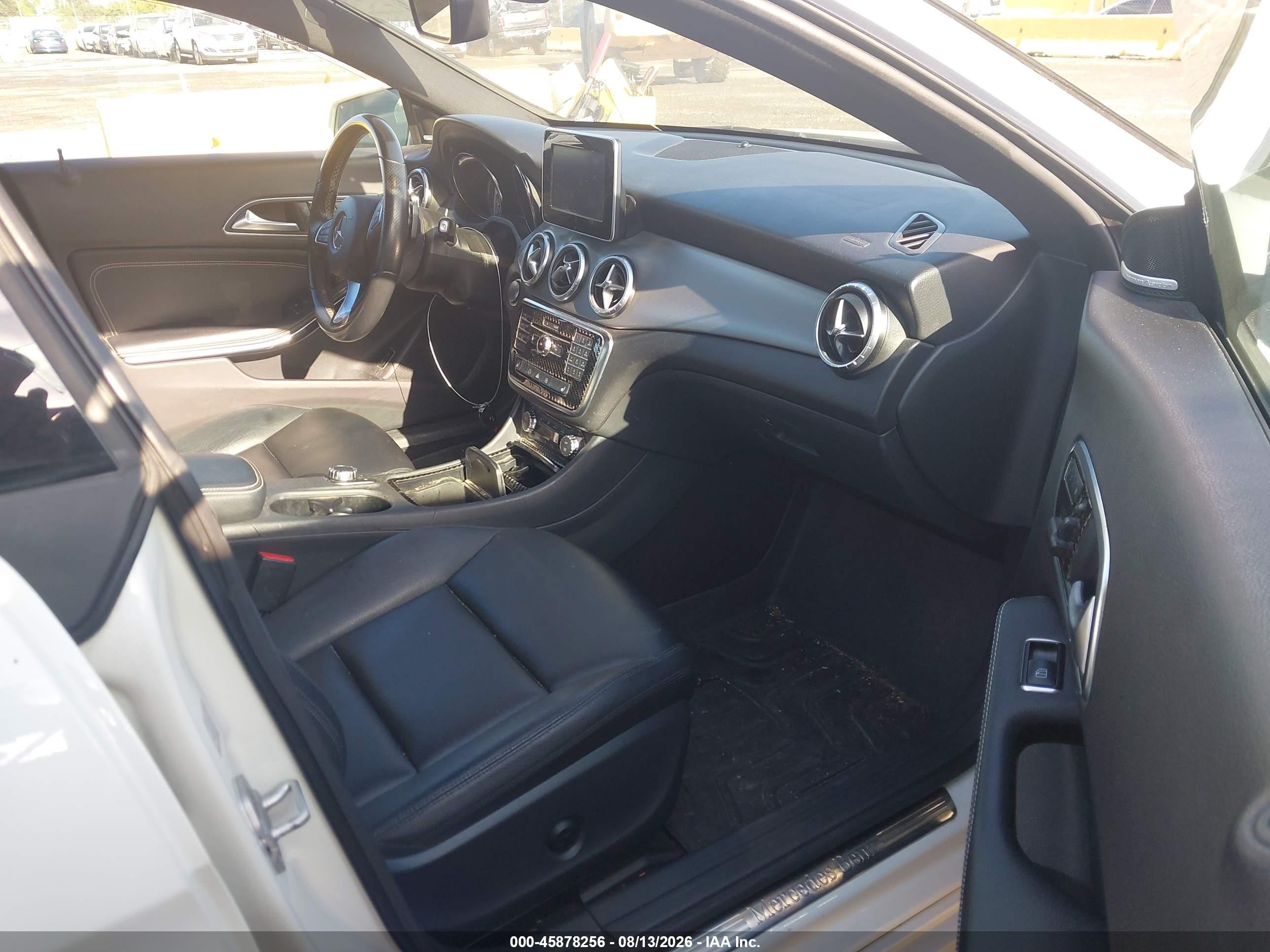 2015 Mercedes-benz Cla 250 White vin: WDDSJ4EB2FN200676