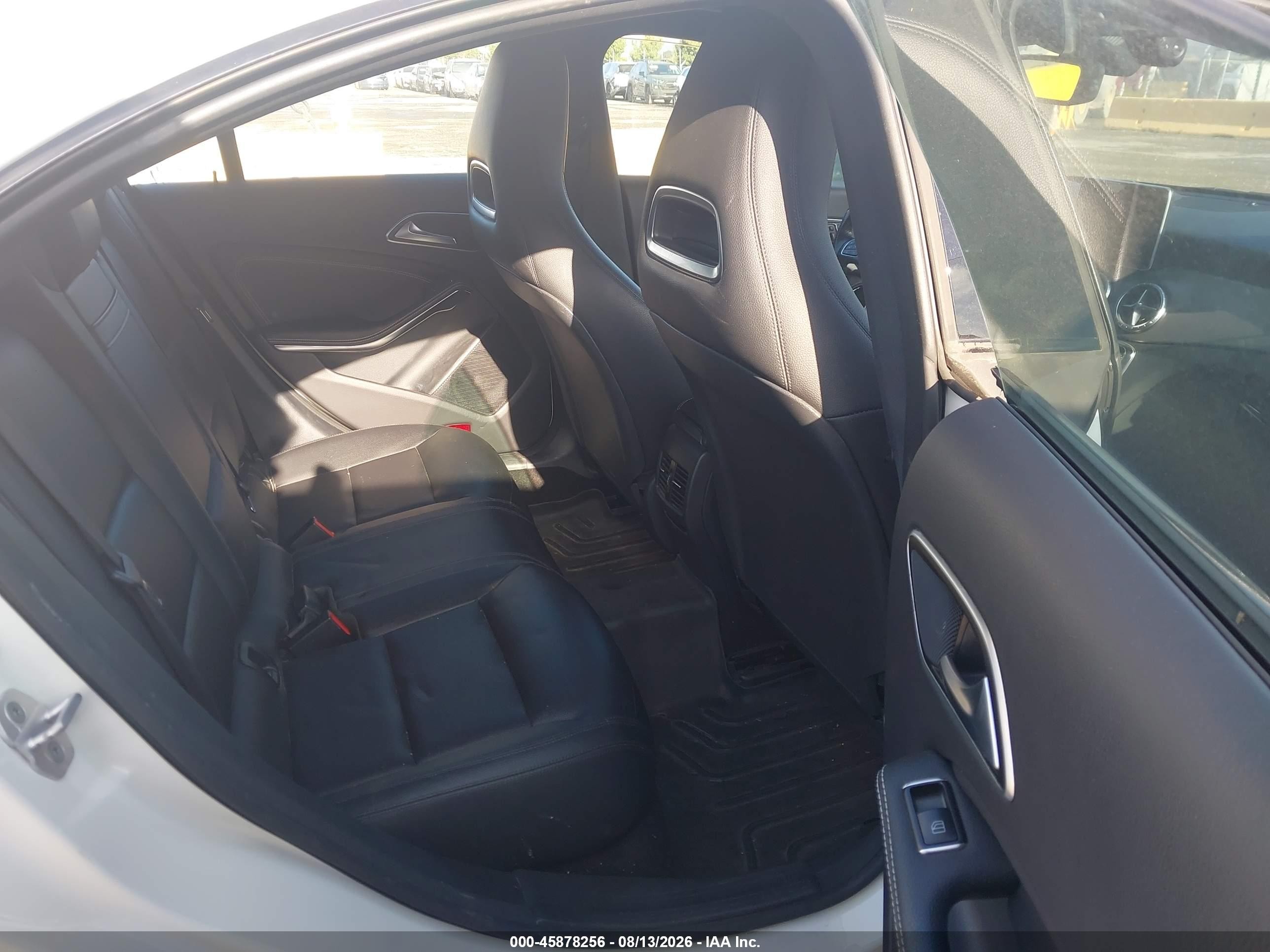 2015 Mercedes-benz Cla 250 White vin: WDDSJ4EB2FN200676