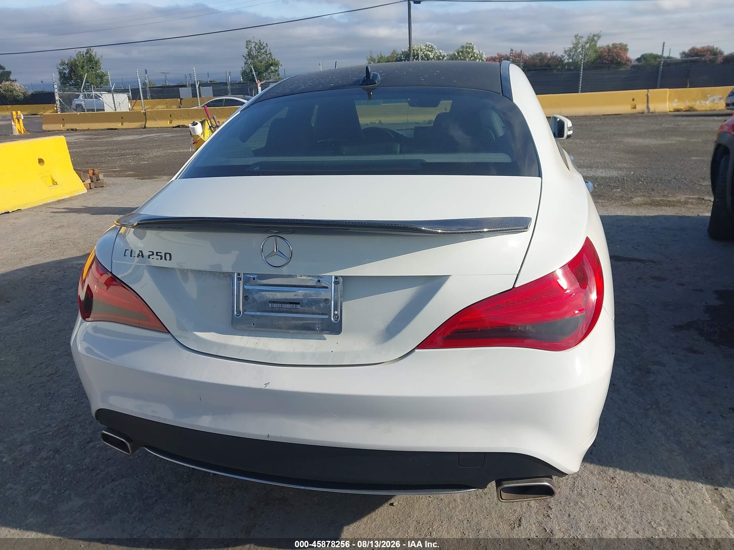 2015 Mercedes-benz Cla 250 White vin: WDDSJ4EB2FN200676