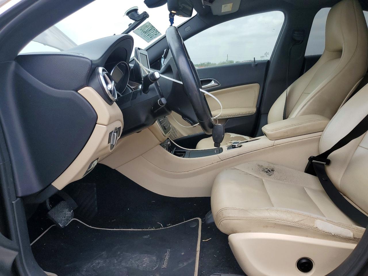 2015 Mercedes-benz Cla 250 Black vin: WDDSJ4EB2FN205893