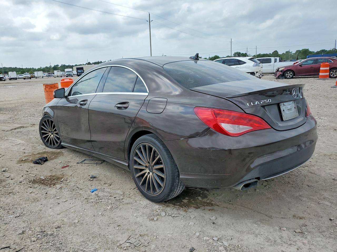 2015 Mercedes-benz Cla 250 Black vin: WDDSJ4EB2FN205893