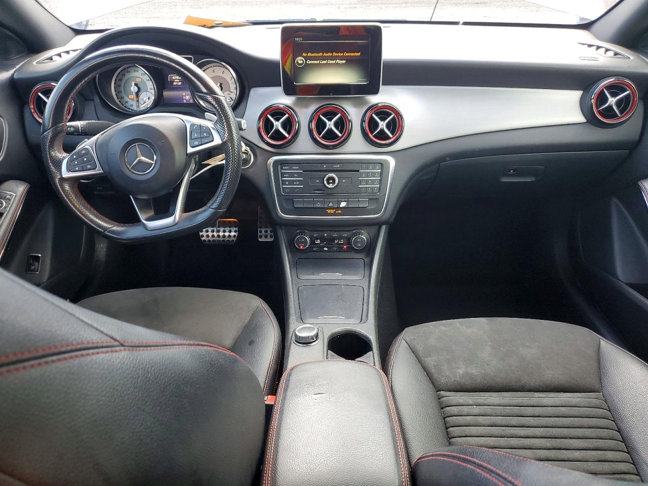 2015 Mercedes-benz Cla 250 Silver vin: WDDSJ4EB2FN225108