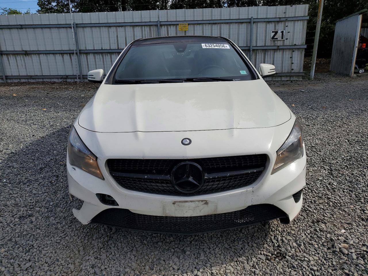 2015 Mercedes-benz Cla 250 White vin: WDDSJ4EB2FN225674