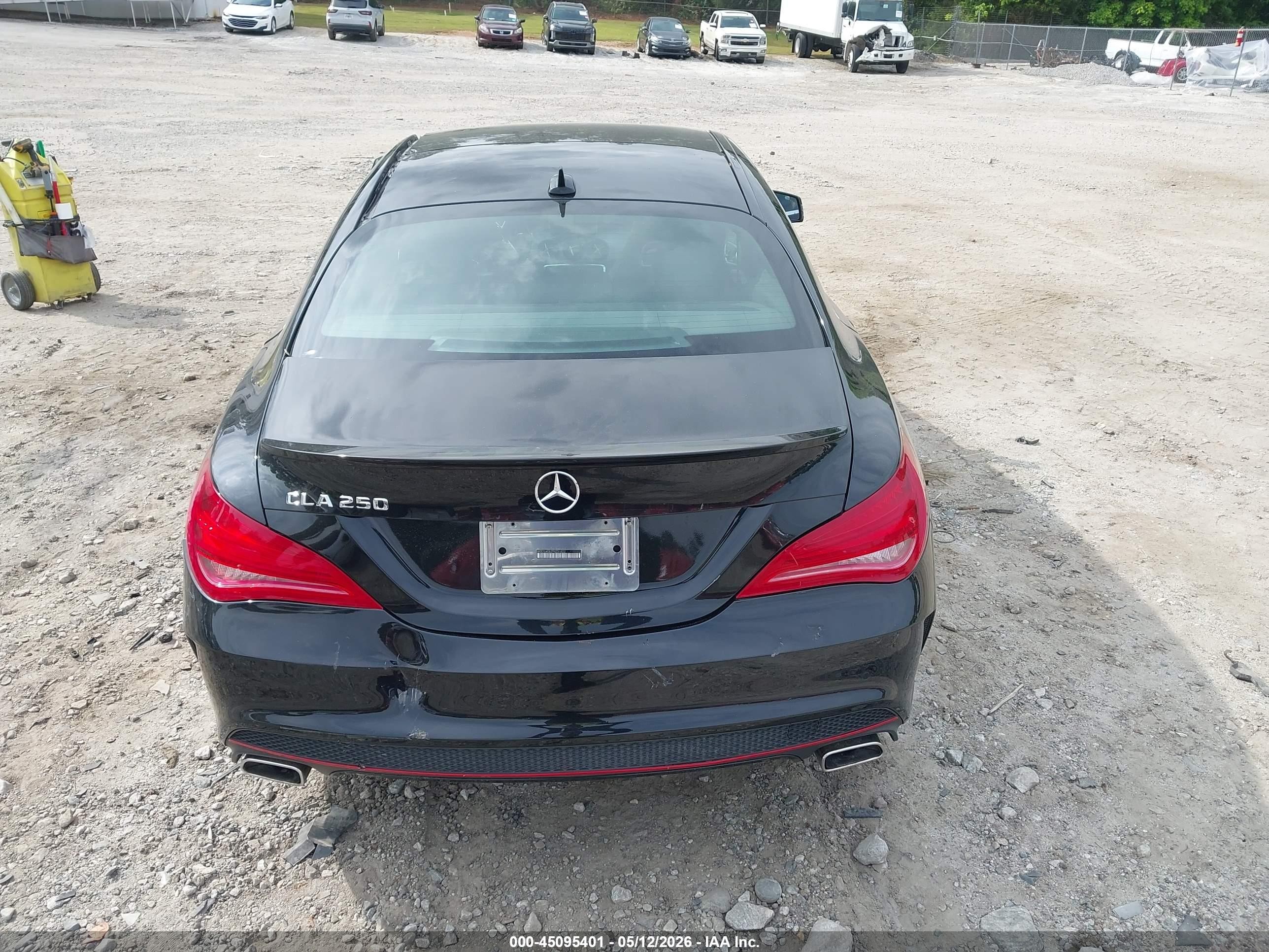 2015 Mercedes-benz Cla 250   Black vin: WDDSJ4EB2FN231622