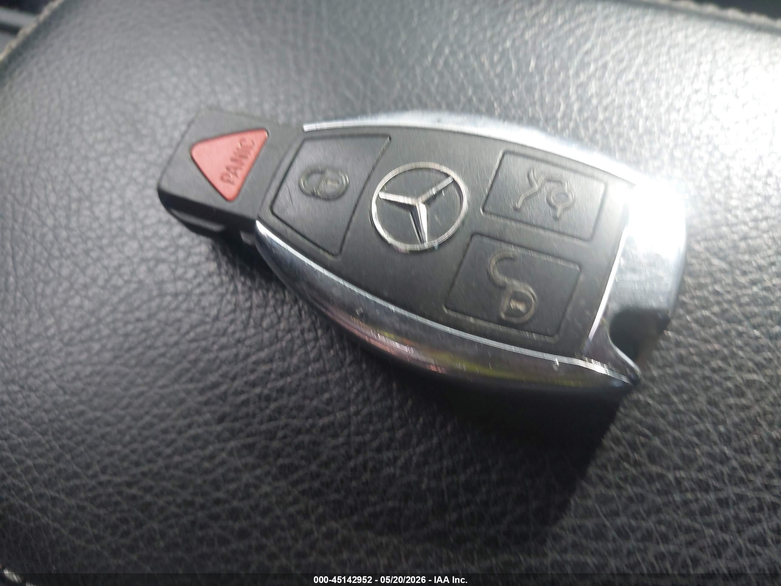 2015 Mercedes-benz Cla 250   Black vin: WDDSJ4EB2FN262692