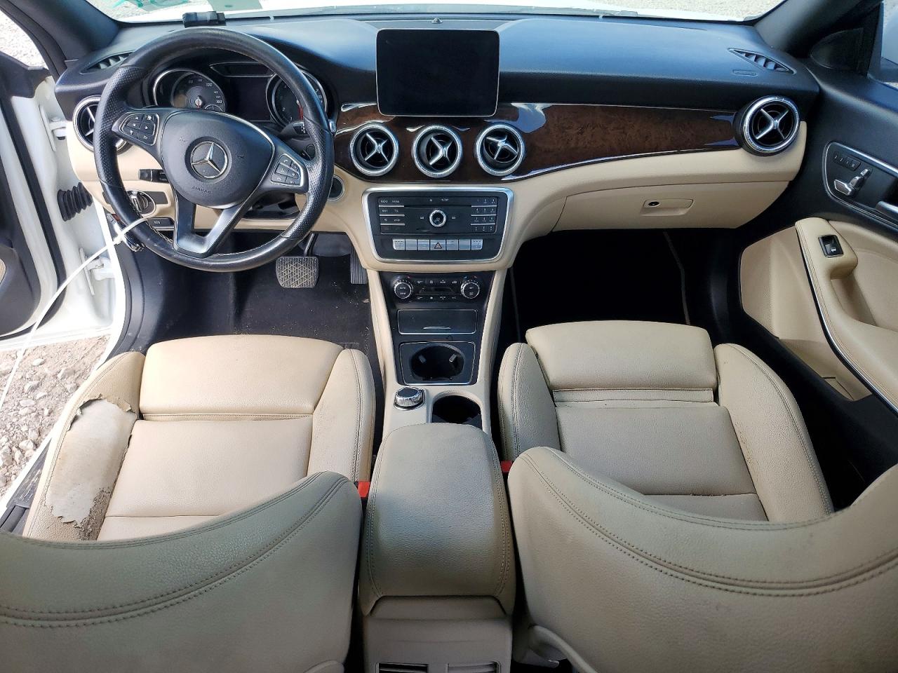 2019 Mercedes-benz Cla 250 White vin: WDDSJ4EB2KN729877