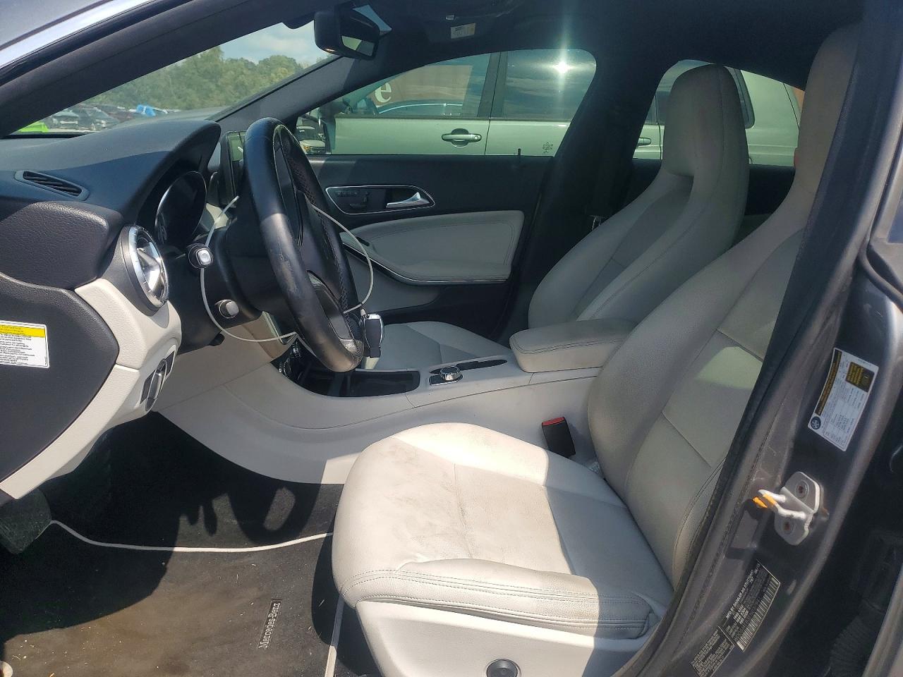 2014 Mercedes-benz Cla 250 Gray vin: WDDSJ4EB3EN037941