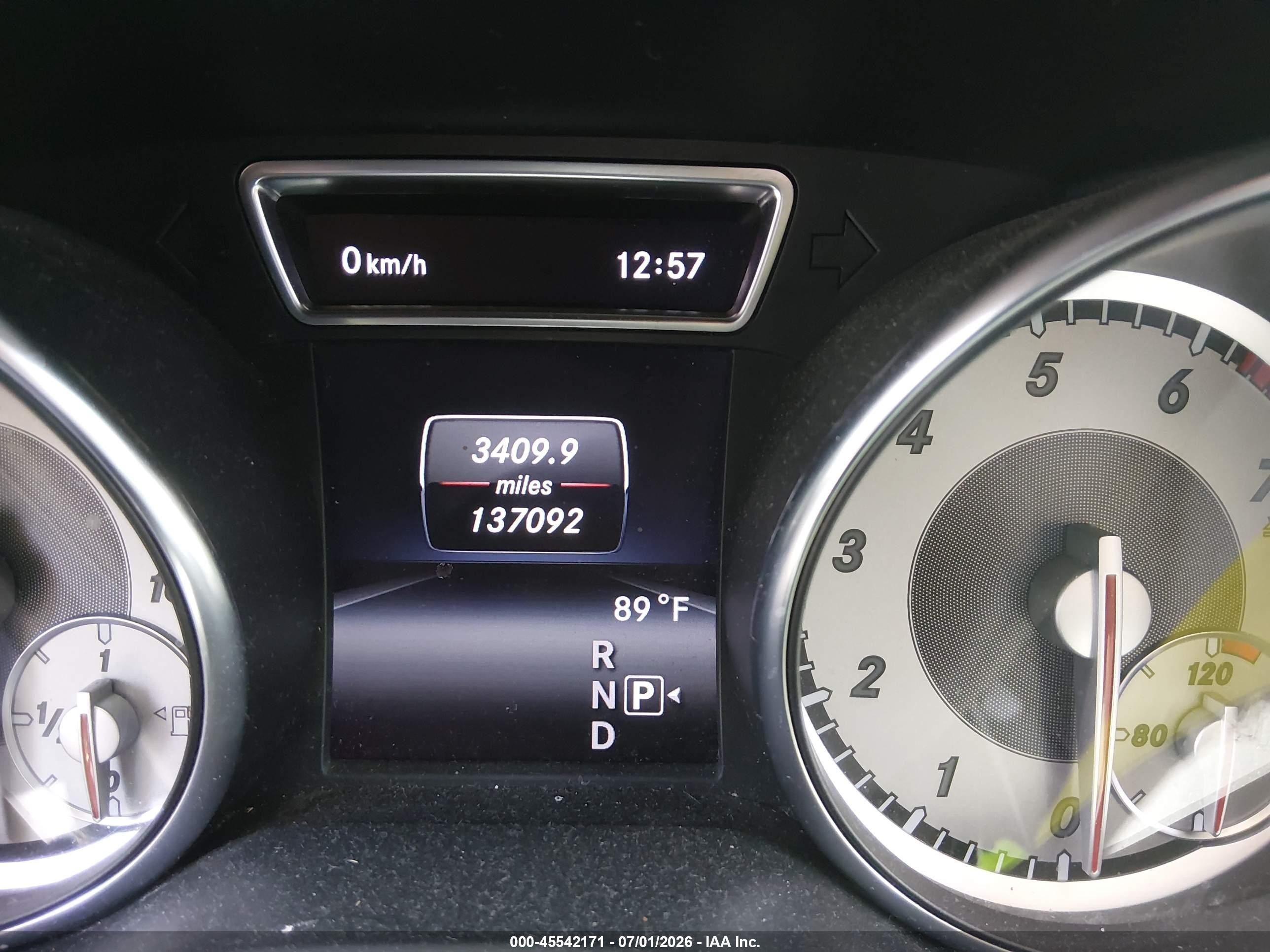 2014 Mercedes-benz Cla 250   Silver vin: WDDSJ4EB3EN038443