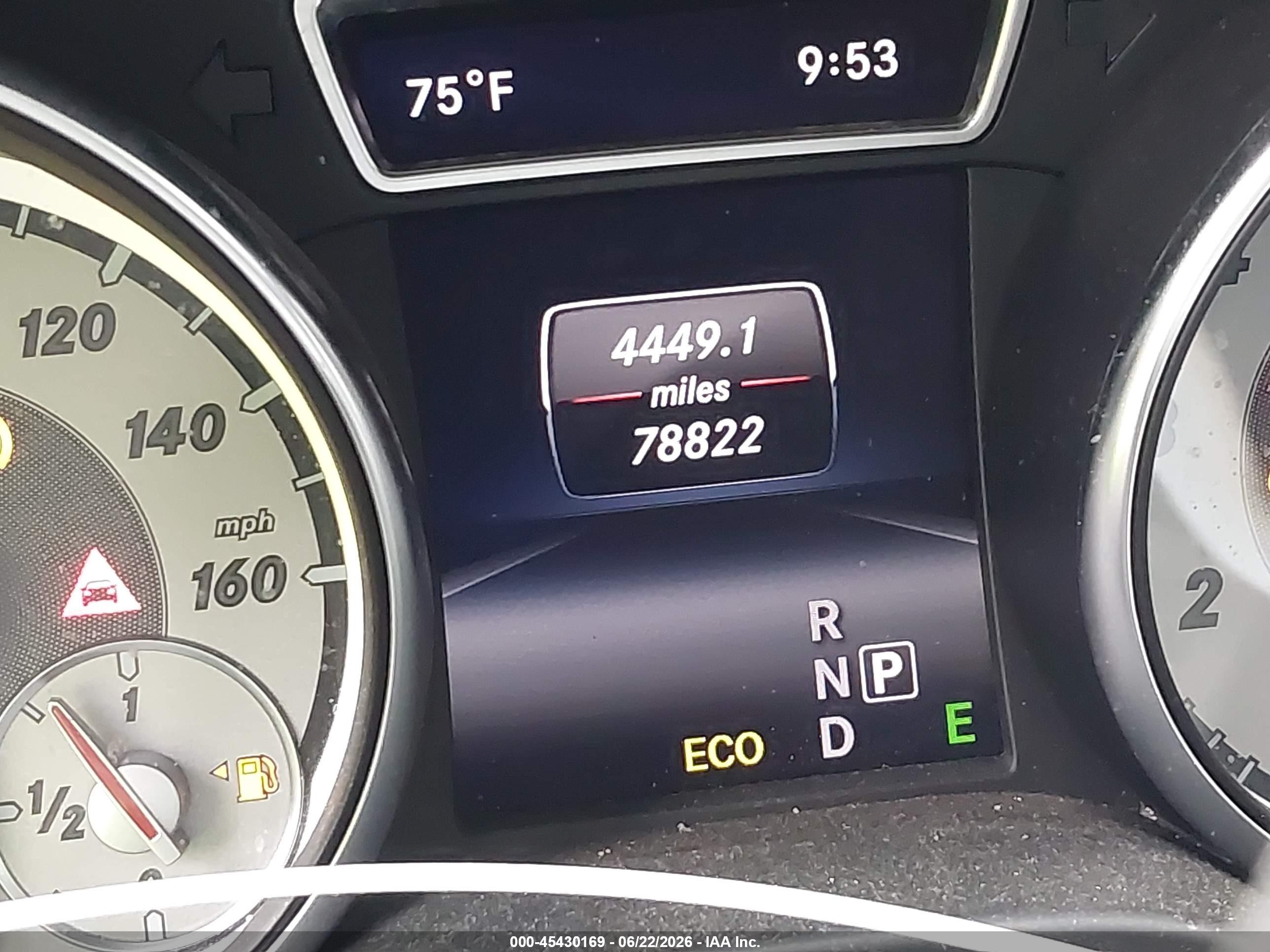 2014 Mercedes-benz Cla 250   Silver vin: WDDSJ4EB3EN040824