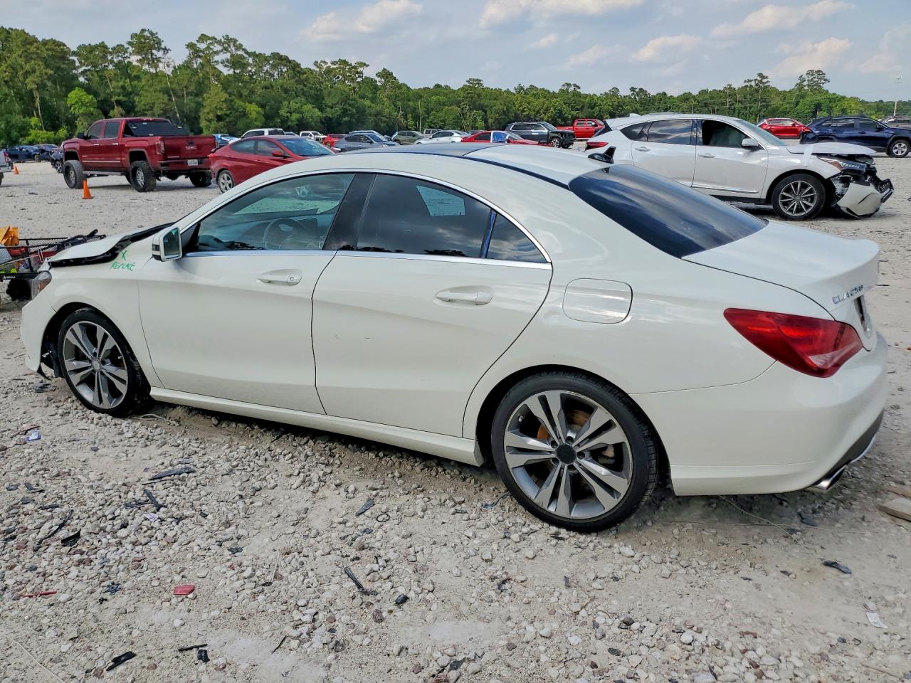 2014 Mercedes-benz Cla White vin: WDDSJ4EB3EN049815