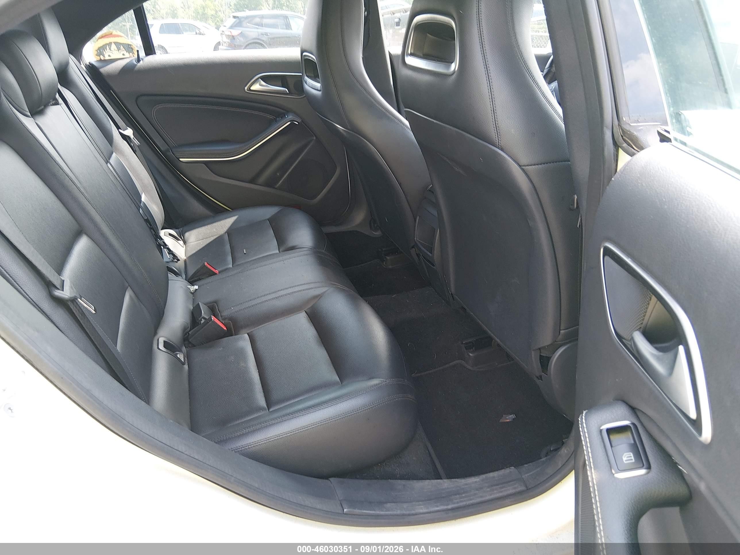 2014 Mercedes-benz Cla 250 White vin: WDDSJ4EB3EN105140