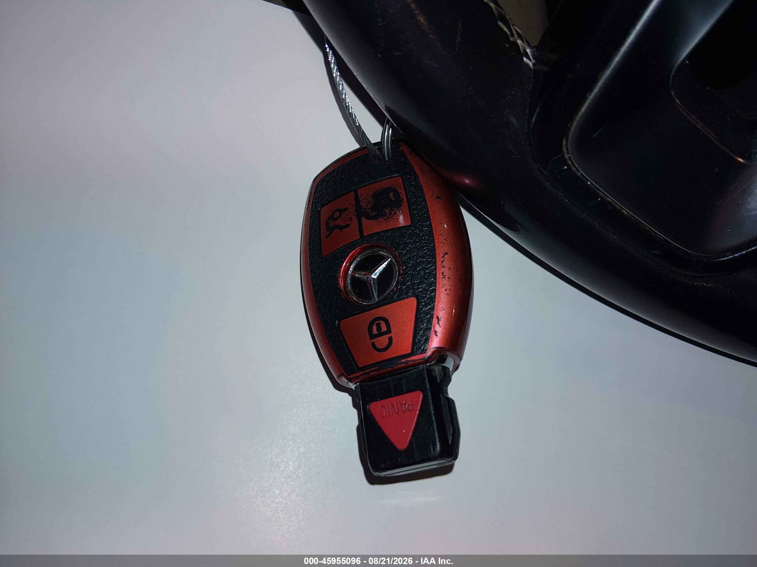 2014 Mercedes-benz Cla 250   Красный vin: WDDSJ4EB3EN127784
