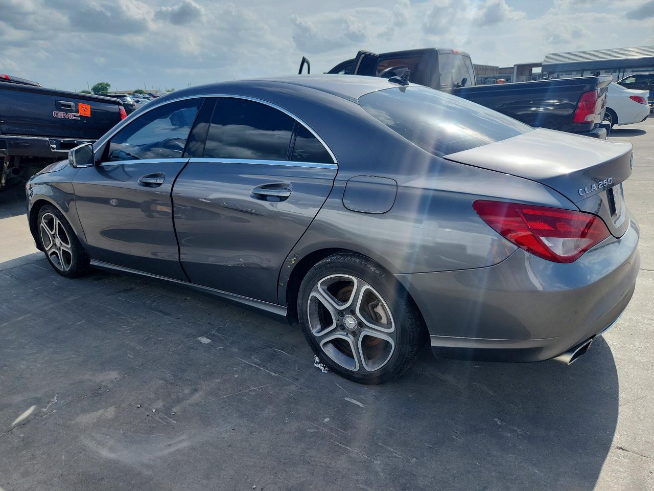 2014 Mercedes-benz Cla 250 Gray vin: WDDSJ4EB3EN139286