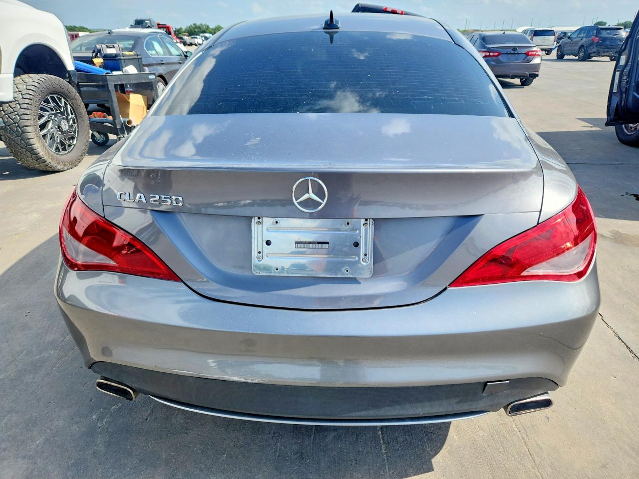 2014 Mercedes-benz Cla 250 Gray vin: WDDSJ4EB3EN139286