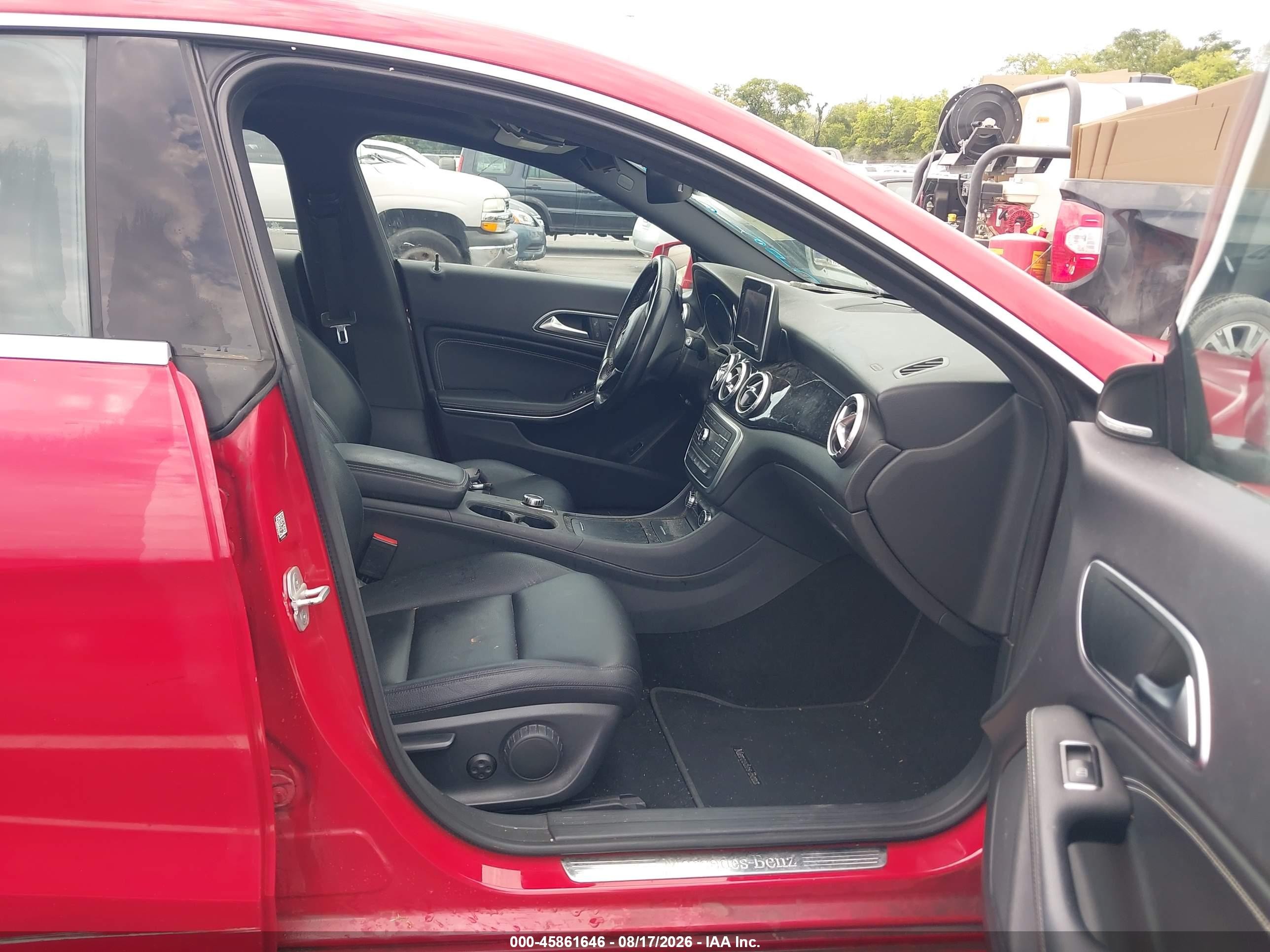 2015 Mercedes-benz Cla 250 Red vin: WDDSJ4EB3FN163170
